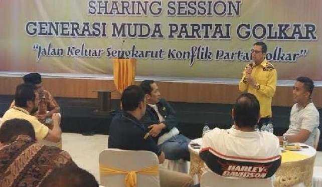 Pertanyaan Kader Muda Soal Golkar Dukung Ahok